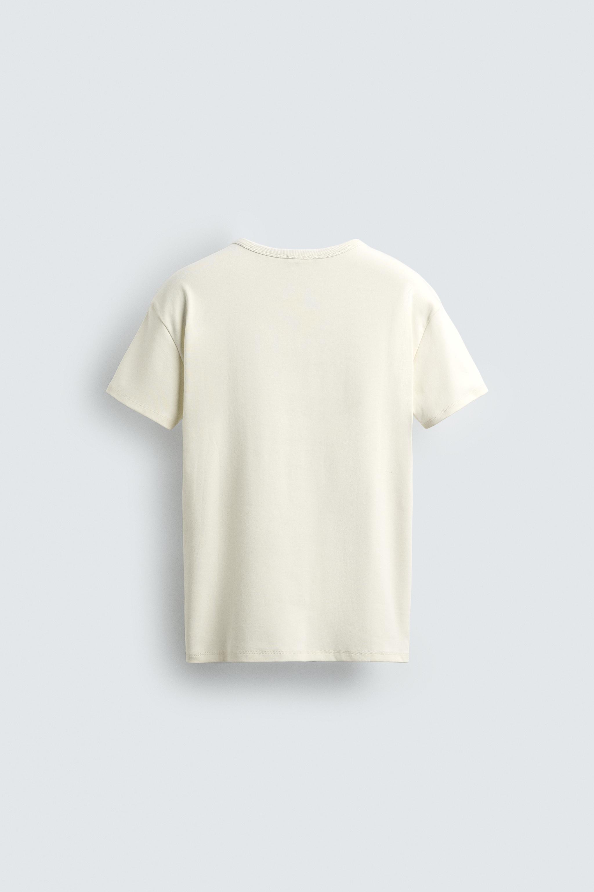 SLIM FIT T-SHIRT